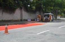 ciclofaixa da Miguel Gemma ganha repintura