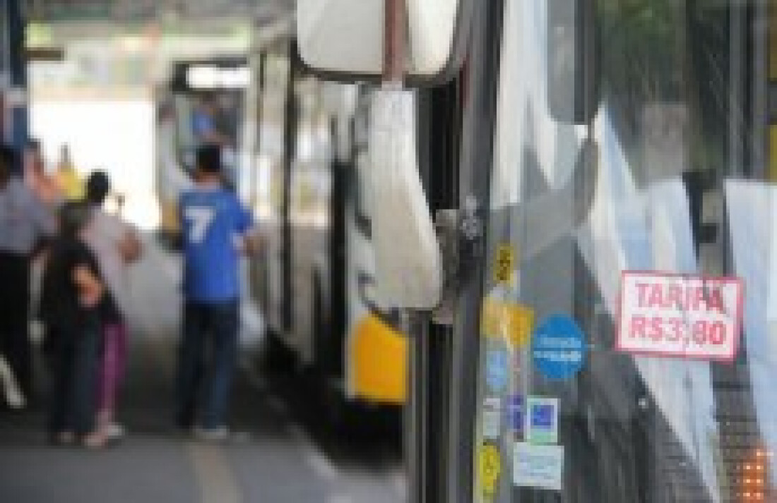 Abaixo-assinado coleta mais de 4 mil assinaturas contra reajuste