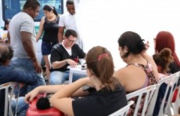 Ação realiza 518 testes de HIV e sífilis em estacão de Ferraz