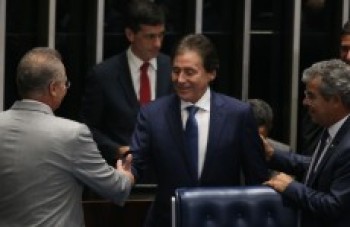 Eunício Oliveira é escolhido o novo presidente do Senado