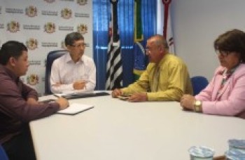 Mamoru pede recursos a deputado