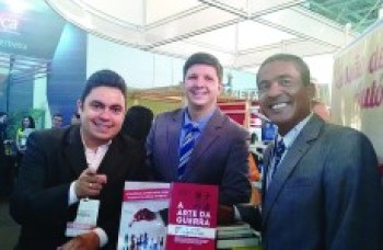 Especialistas lançam livro sobre gestão empresarial
