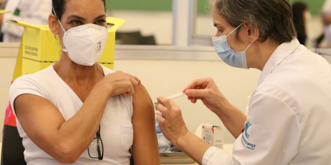 Covid-19: Brasil registra mais 21,2 mil casos e 11 mortes em 24 horas