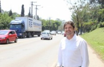 Deputado faz campanhapela duplicação da SP-56