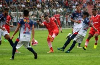 União e Trindade empatam na estreia da Copa São Paulo