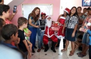 Crianças são apadrinhadas pelo Fundo Social de Itaquá