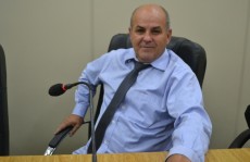 Emenda destina verba para compra de carros
