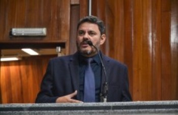 Vereadores cobram explicação sobre obras em vias municipais