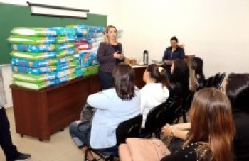 Fundo Social recebe 4 mil fraldas de estudantes universitários