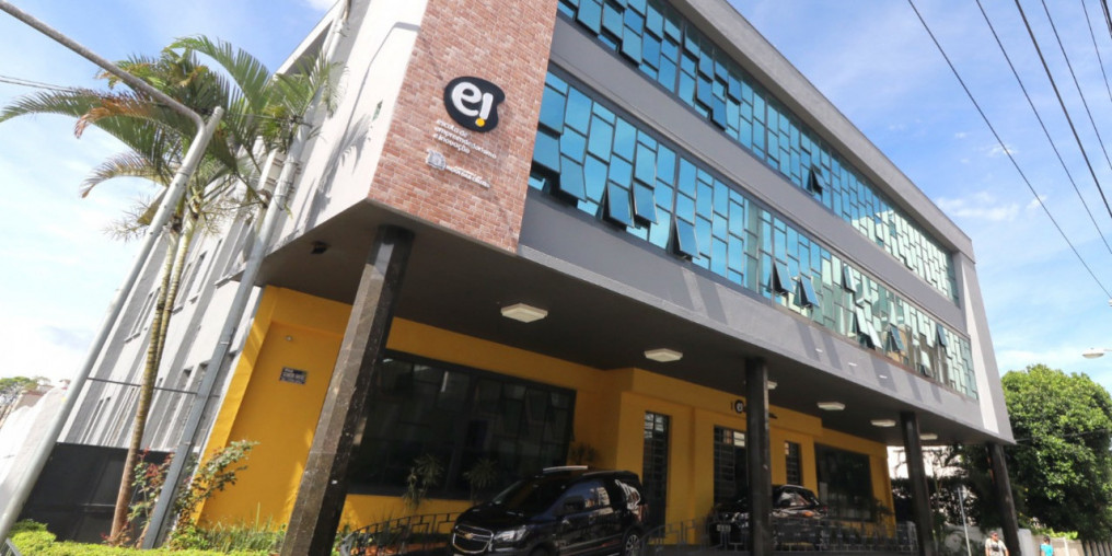 Crescer abre curso de ajuste e reforma de roupas