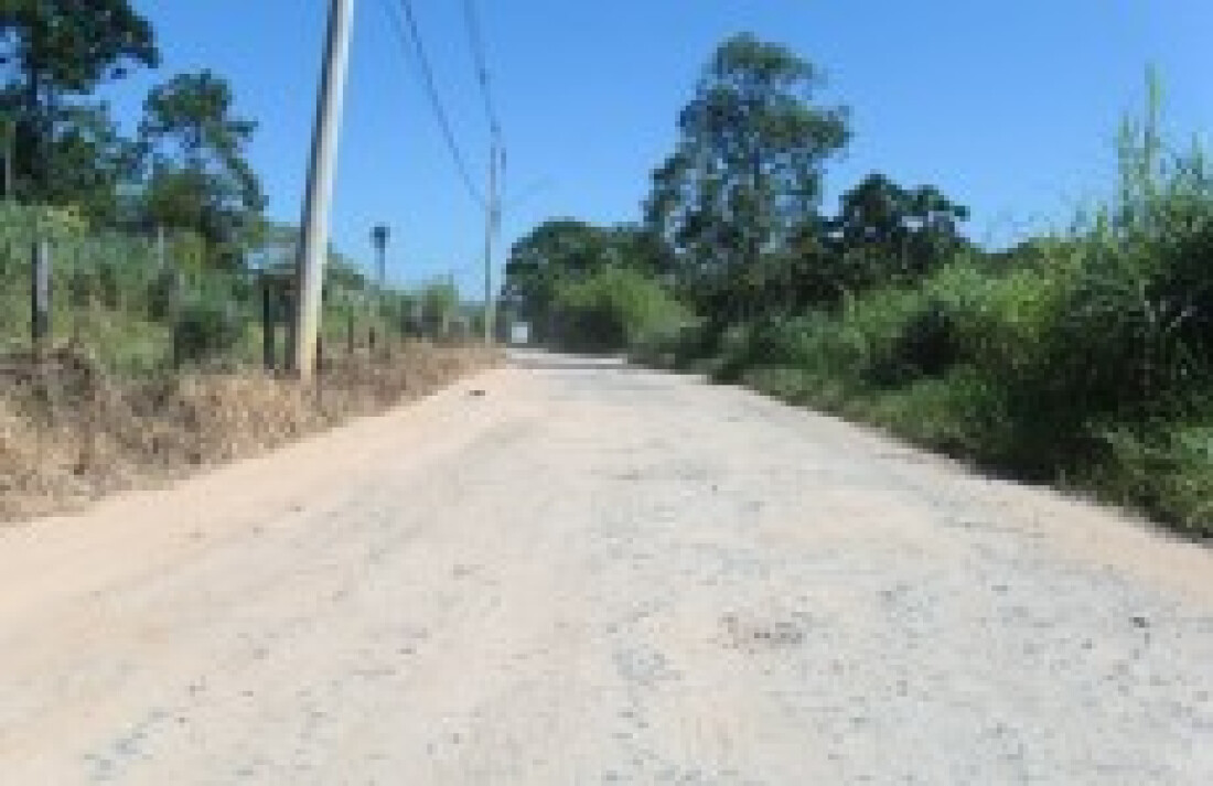 Prefeitura apresenta projeto de pavimentação no Taboão ao DER