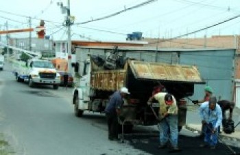 Jardim Itapuã recebe manutenção