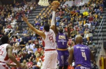 Mogi enfrenta Paulistano e busca vantagem