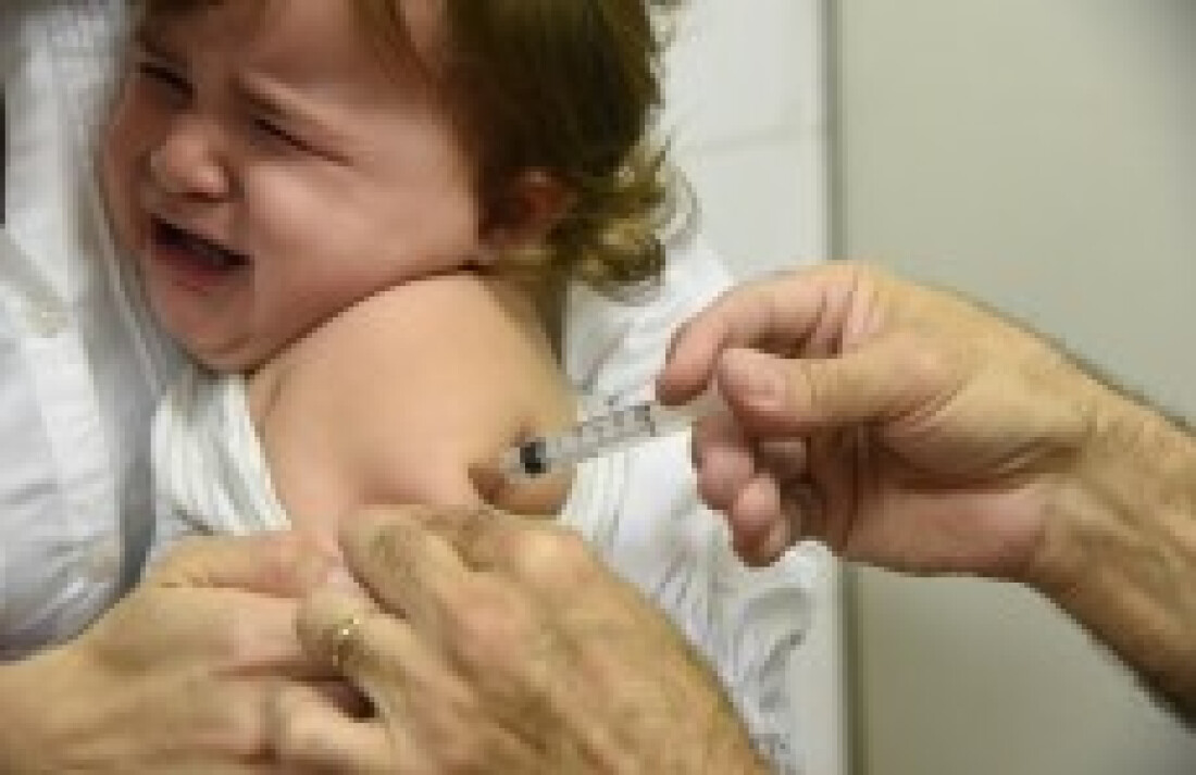 Cerca de 30 mil pessoas são vacinadas contra o sarampo
