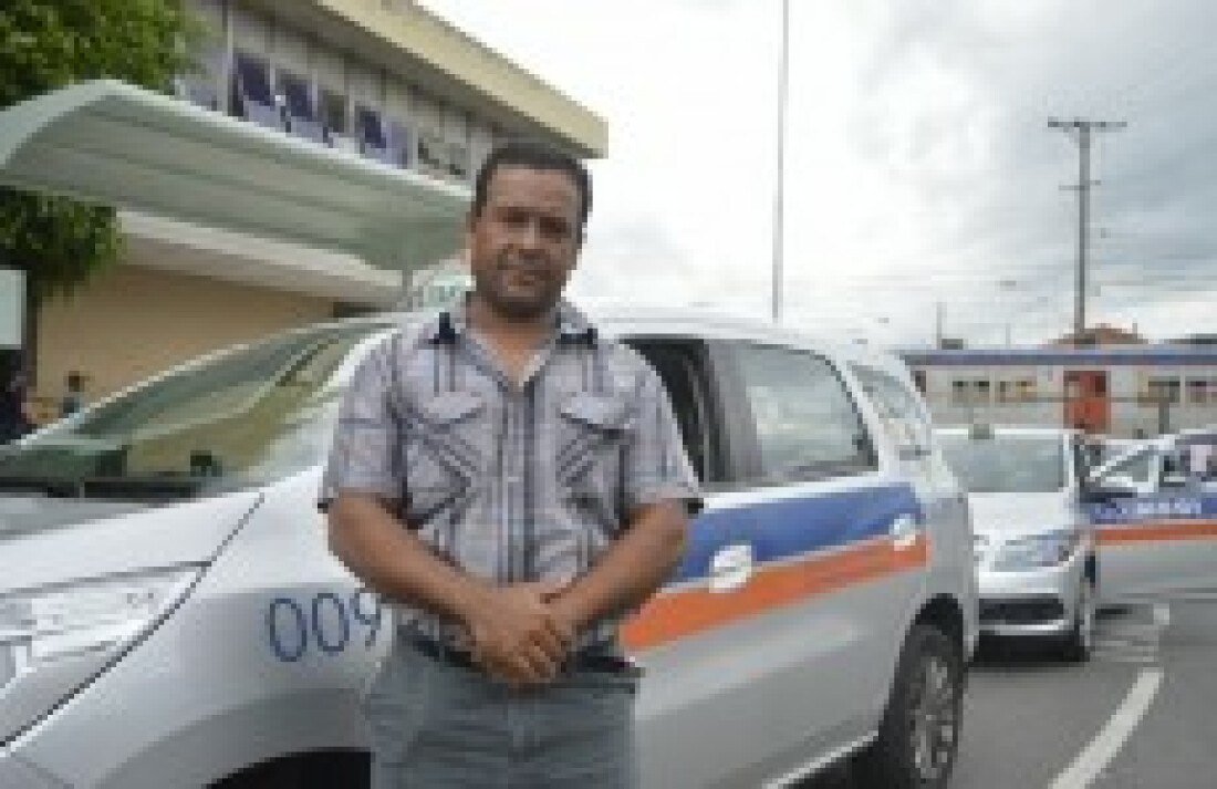 Aplicativo para taxistas chegará neste ano e vai baratear corrida