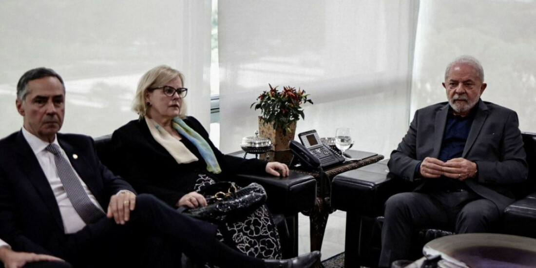 Em nota, presidentes dos Três Poderes chamam atos de "golpistas"