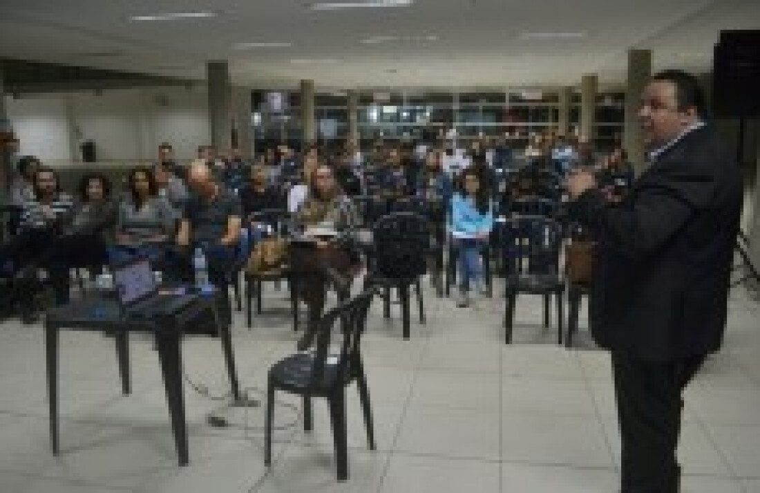 Workshop orienta sobre uso de marketing digital em Poá