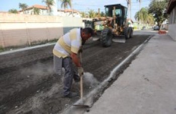 Ruas da Vila Urupês têm nova pavimentação