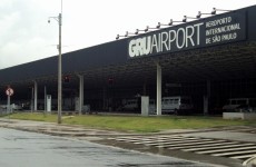 Bando leva carga de ouro de aeroporto