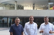 Prefeito tem reunião na sede do Itaú