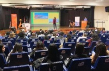 Programa participa de simpósio em universidade