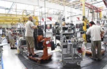 Indústria da região está entre as cinco que mais contrataram