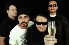 U2 Cover Brasil vai se apresentar neste sábado