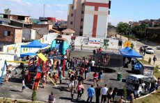Praça do Jardim Adriane é inaugurada em Itaquá