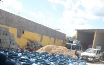 Carga de botijões é encontrada em Arujá