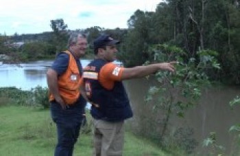 Itaquá cobra DAEE em demora no escoamento para o Tietê