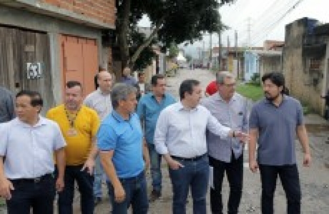 Pavimentação de via foi iniciada
