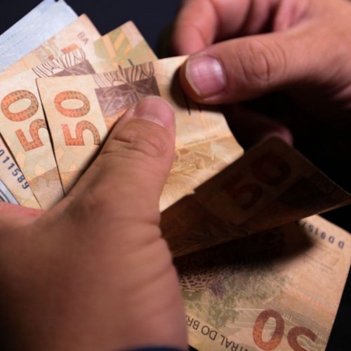 Empresas podem pedir aumento de carência para pagar Pronampe