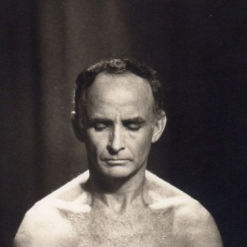 Hermógenes, 100 anos: pioneiro da ioga mudou a vida após tuberculose