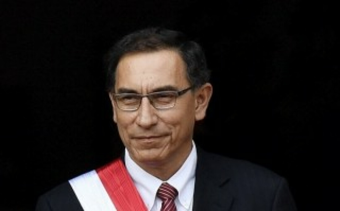 Presidente do Peru se livra de cassação