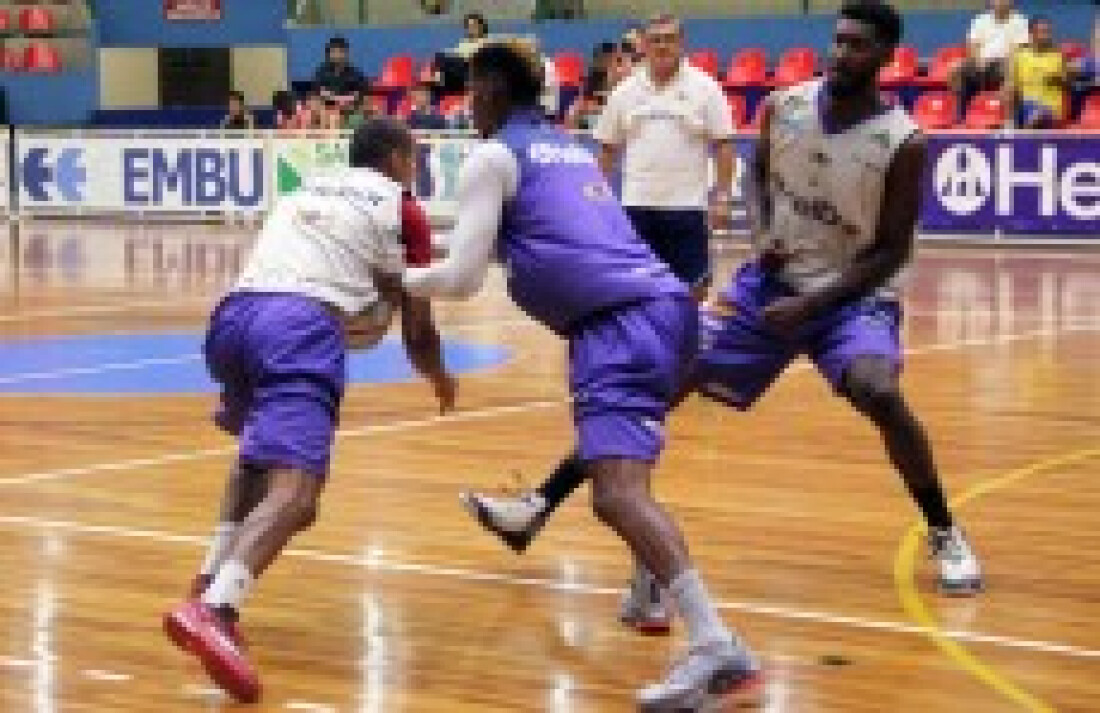 Mogi/Helbor e Pinheiros se enfrentam no "Hugão"