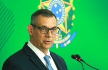 Ministério antecipará parcela do 13º salário