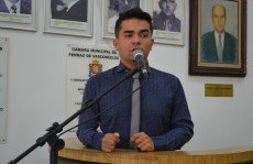 Câmara discute papeldas unidades de saúde