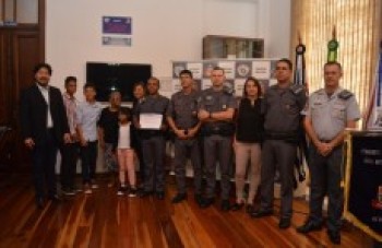 Comando explica fechamento de base