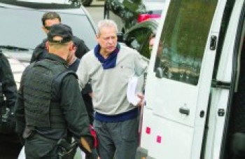 Procuradoria denuncia Dirceu, Vaccari e mais 15 por corrupção
