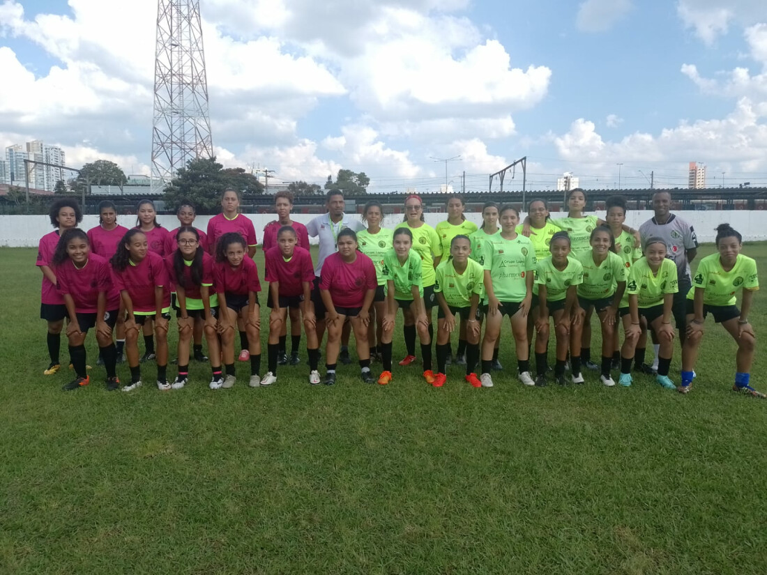 Projeto social de Mogi destaca o futebol feminino 