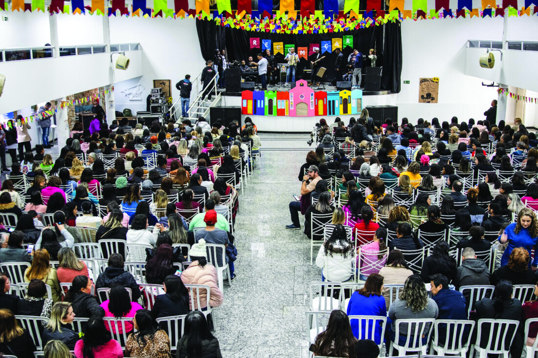 Acolhimento aos profissionais da educação destaca valorização cultural