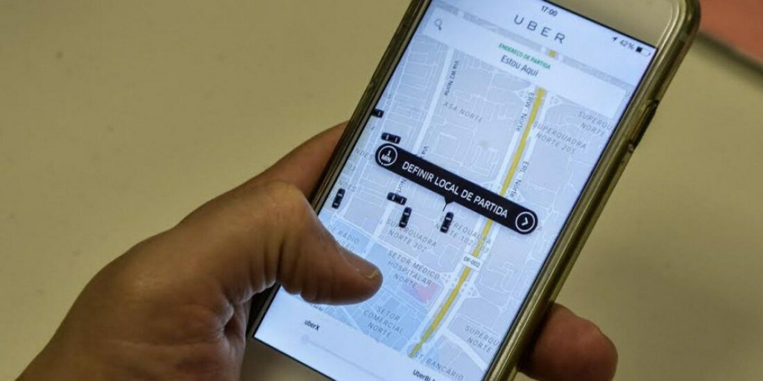 Prefeitura do Rio se posiciona contra o serviço de Uber por motos