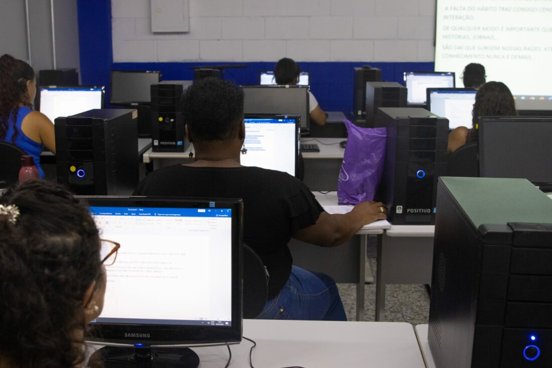 Itaquá prorroga inscrições para curso de auxiliar de operações em logística