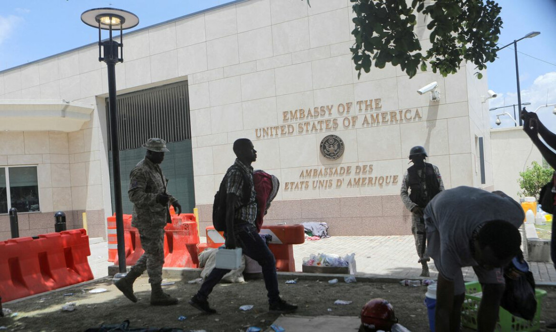 EUA ordenam que funcionários do governo e familiares deixem o Haiti