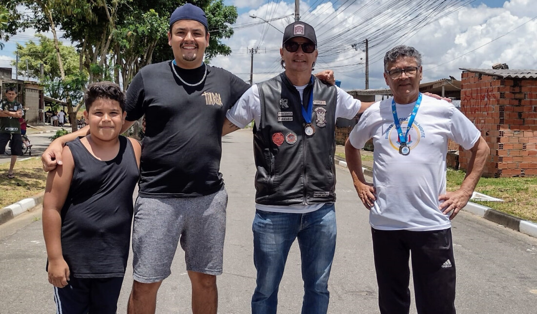 Avós são exemplos na prática de esportes e qualidade de vida