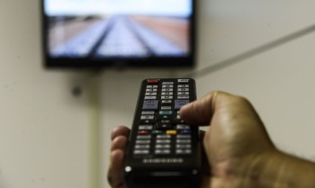 Setor de telecomunicações enfrenta desafios 25 anos após privatização