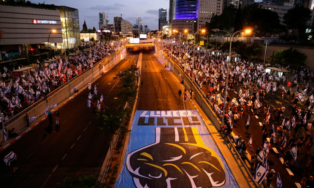 Manifestantes israelenses mantêm pressão sobre Netanyahu