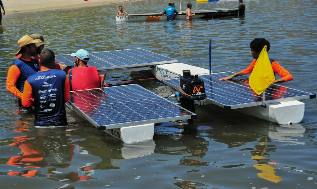 UFRJ promove competição de barcos movidos à energia solar