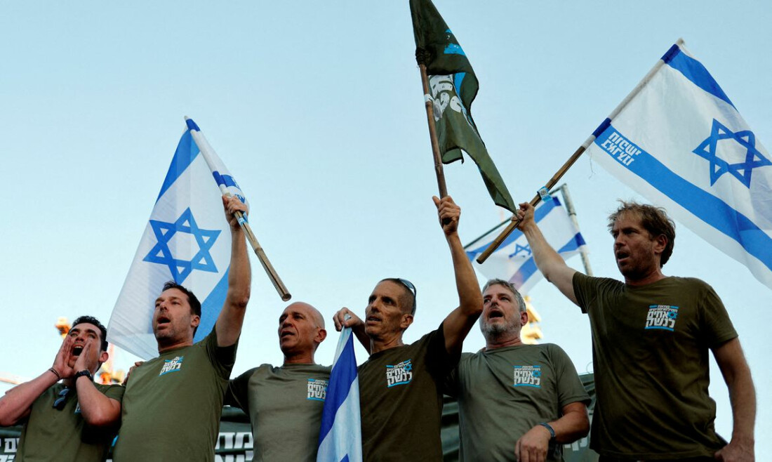 Ex-espiões de Israel protestam contra reforma judicial no país
