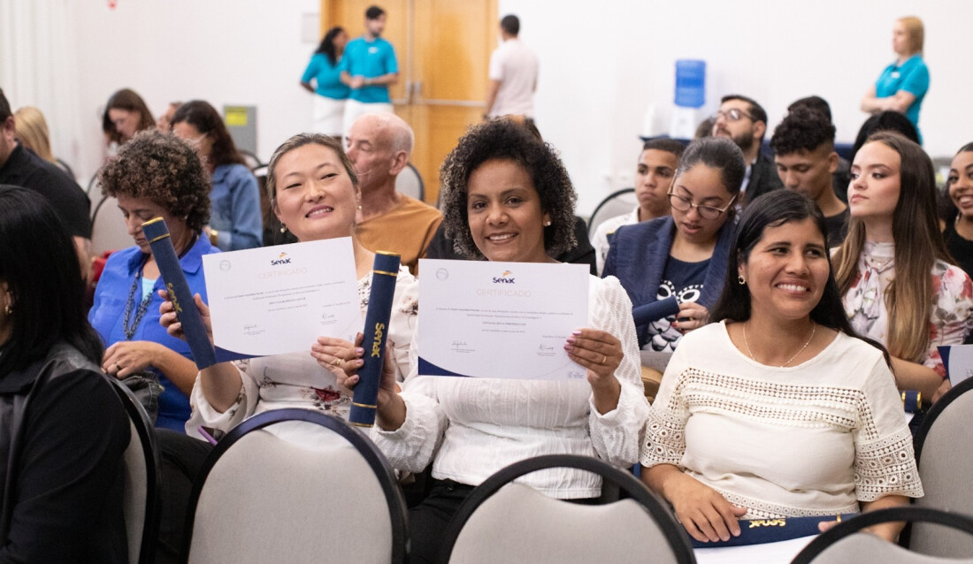 Prefeitura de Mogi das Cruzes, em parceria com Club Med e Senac Guarulhos, certifica alunos do primeiro ciclo dos cursos em hotelaria